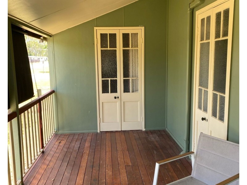 17 Oxford Street, Nebo QLD 4742