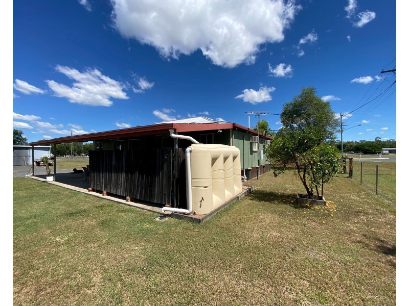 17 Oxford Street, Nebo QLD 4742