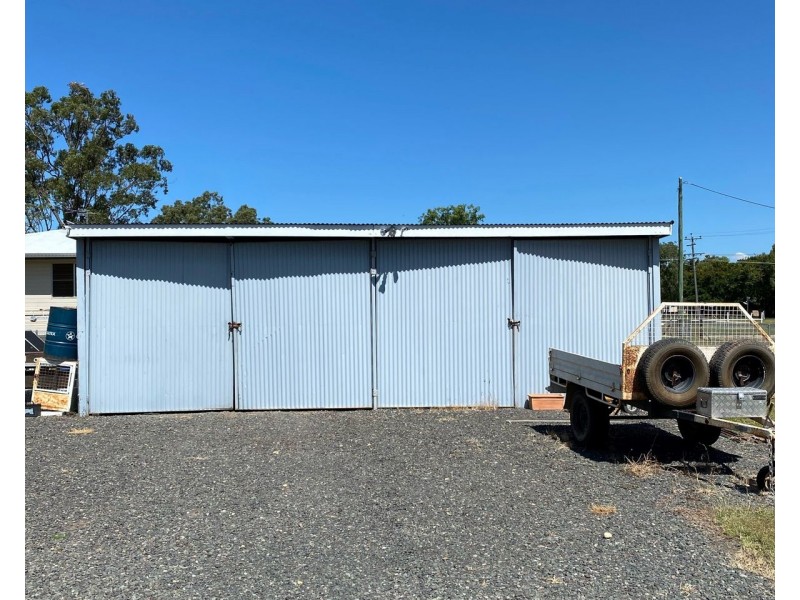 17 Oxford Street, Nebo QLD 4742