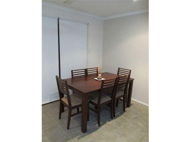 2/10 Kiwi Court, Ooralea QLD 4740