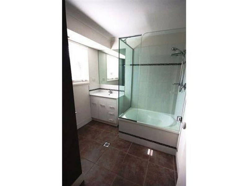 2/10 Kiwi Court, Ooralea QLD 4740