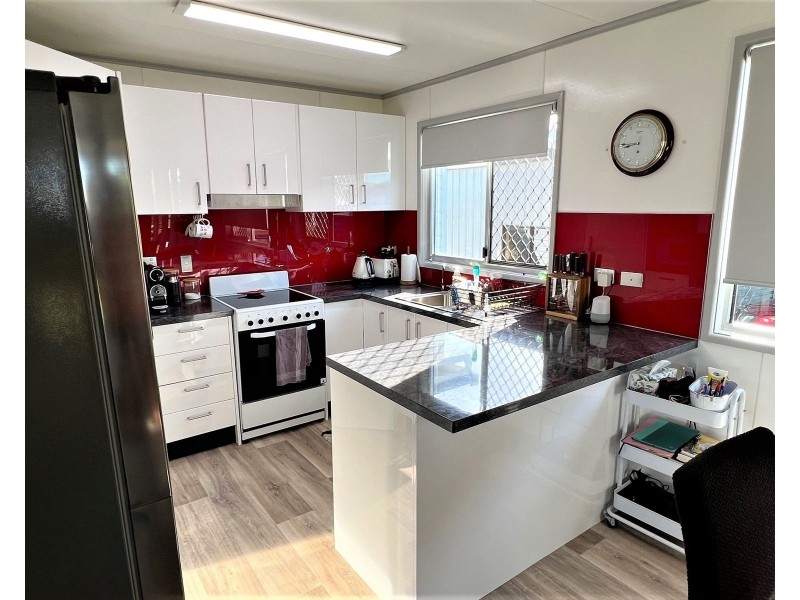 6 Michelle Court, Hay Point QLD 4740