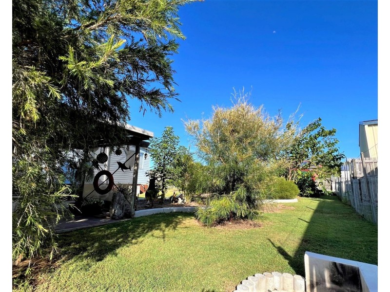 6 Michelle Court, Hay Point QLD 4740