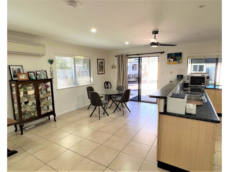 18 Swan Street, Armstrong Beach QLD 4737