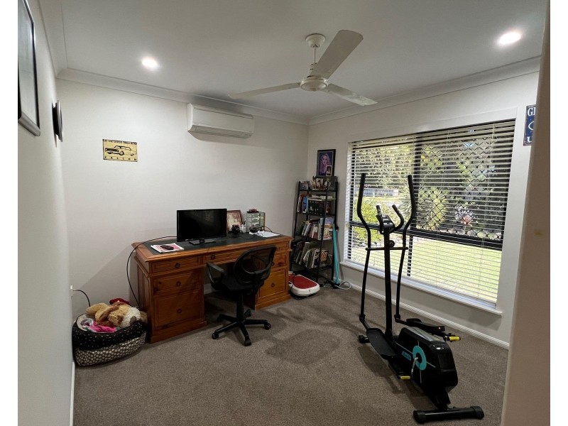 18 Swan Street, Armstrong Beach QLD 4737