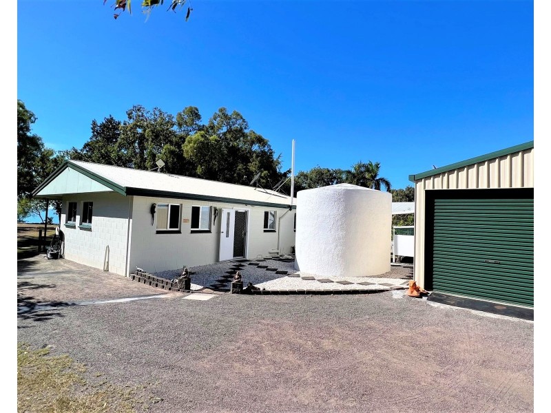 96 Colonial Drive, Clairview QLD 4741