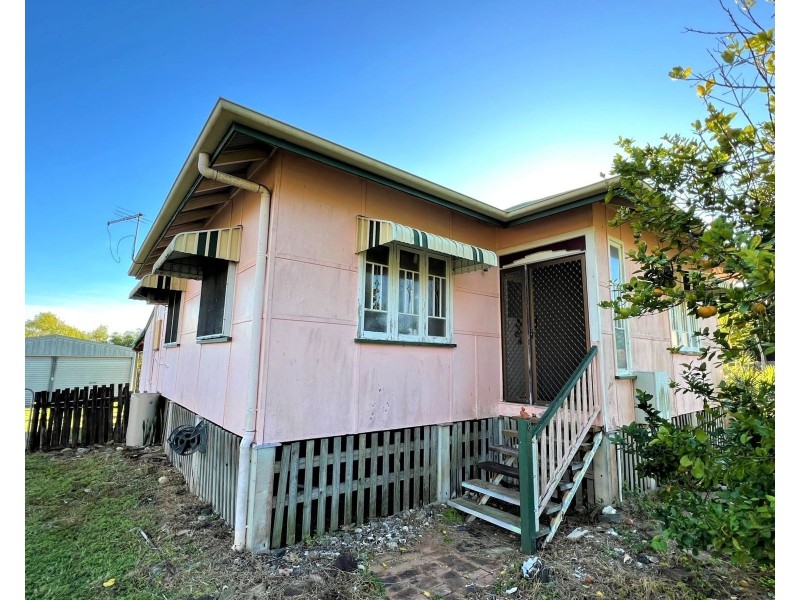 8 Morris Street, Campwin Beach QLD 4737