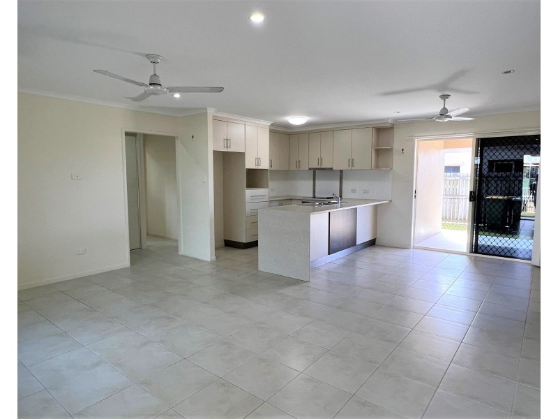 1 & 2/19 Martin Street, North Mackay QLD 4740