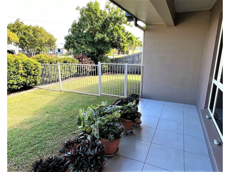 1 & 2/19 Martin Street, North Mackay QLD 4740