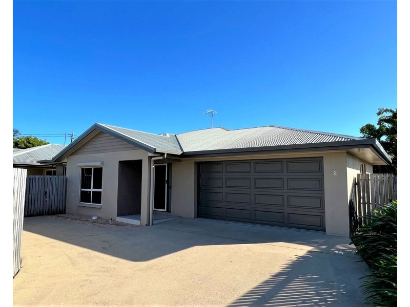 1 & 2/19 Martin Street, North Mackay QLD 4740