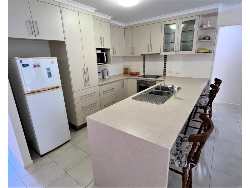 1 & 2/19 Martin Street, North Mackay QLD 4740
