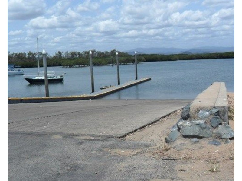 2 – 4 Harrison Court, Seaforth QLD 4741