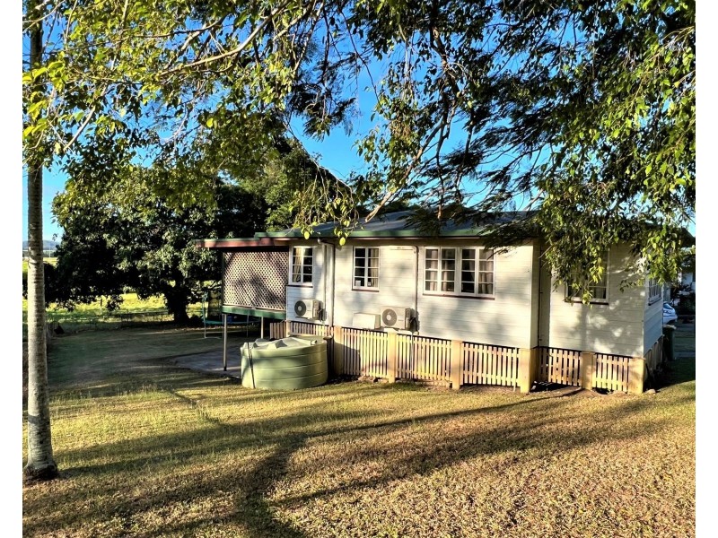 34 Atherton Street, Sarina QLD 4737