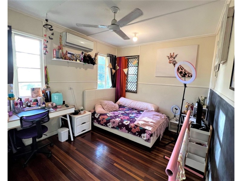34 Atherton Street, Sarina QLD 4737