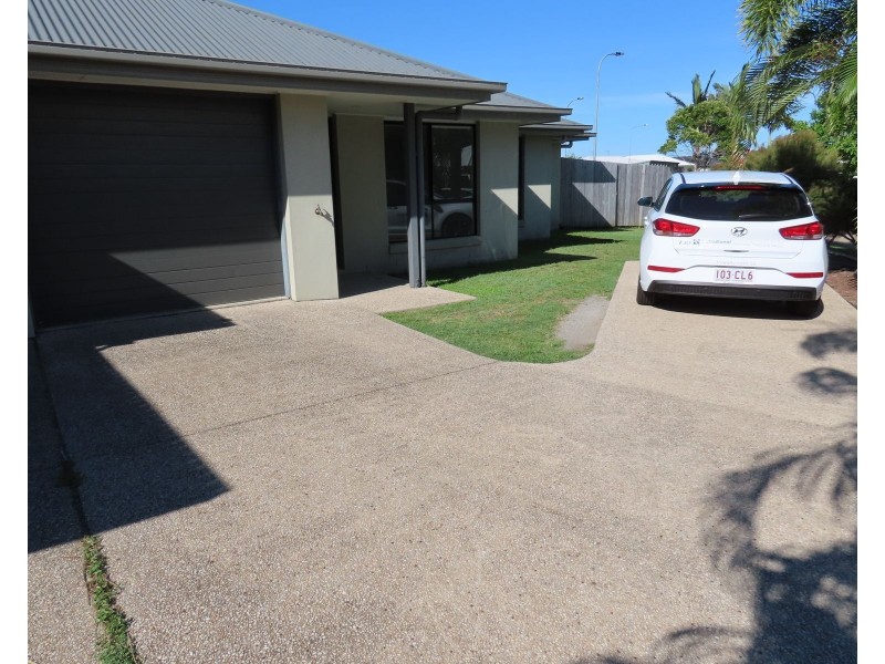 2/47 Superior Boulevard, Andergrove QLD 4740