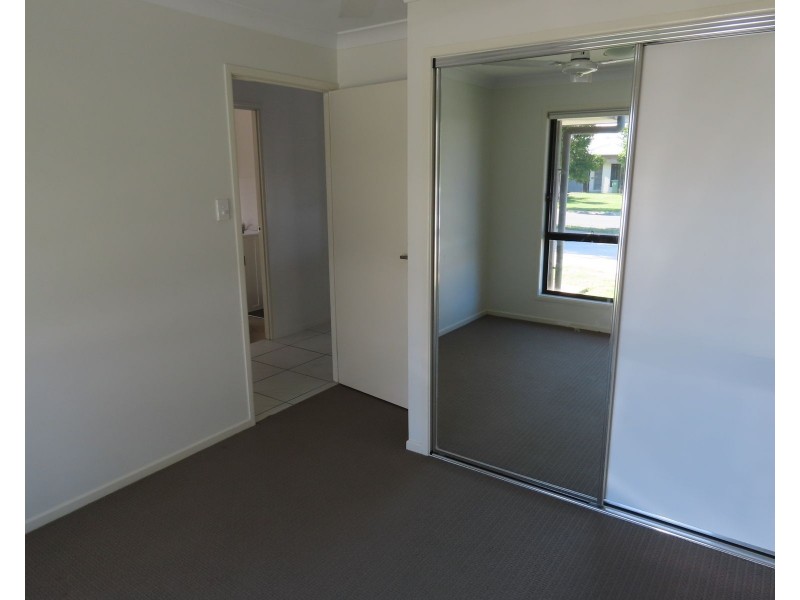 2/47 Superior Boulevard, Andergrove QLD 4740