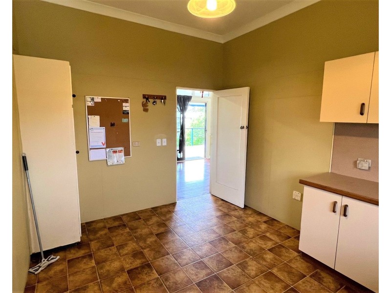 6 Morris Street, Campwin Beach QLD 4737