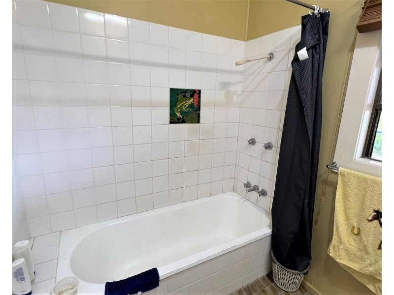6 Morris Street, Campwin Beach QLD 4737