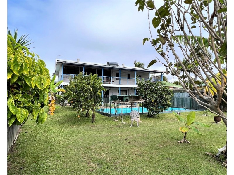 6 Morris Street, Campwin Beach QLD 4737