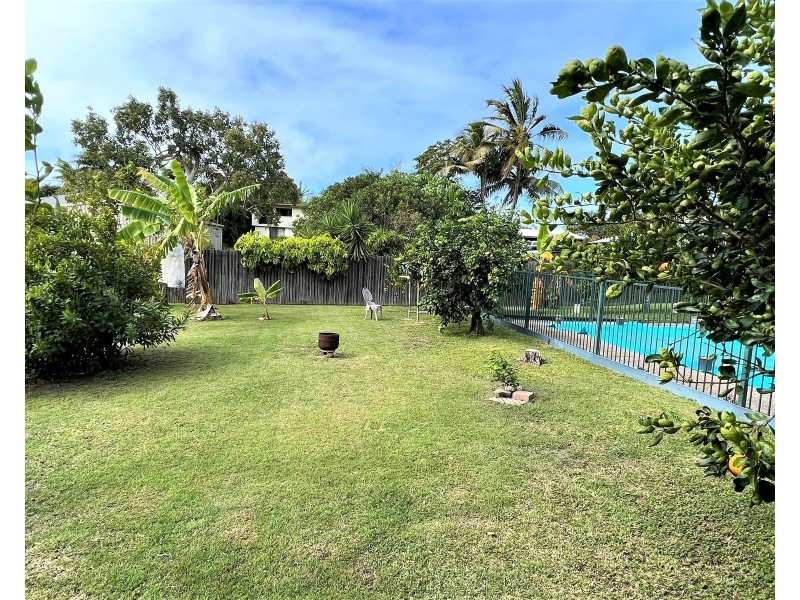 6 Morris Street, Campwin Beach QLD 4737