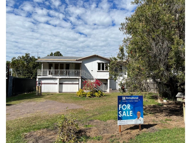 59 Range Road, Sarina QLD 4737