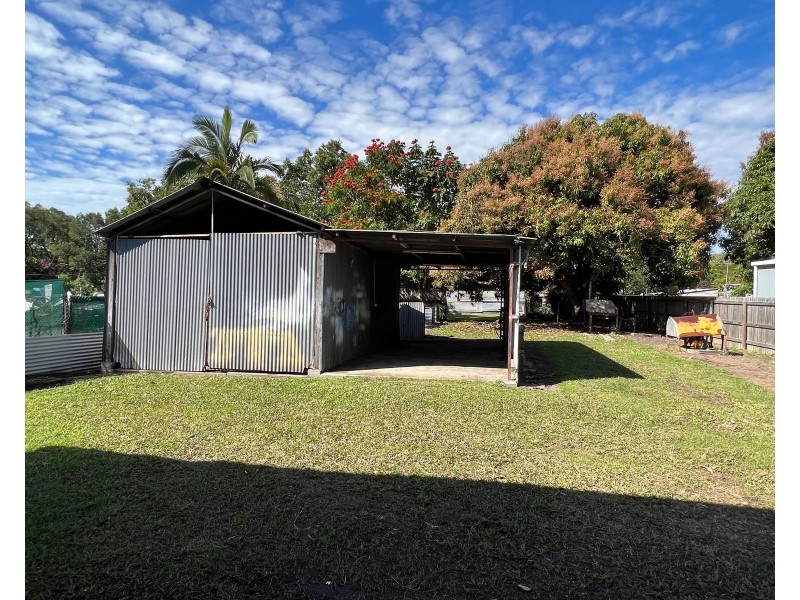59 Range Road, Sarina QLD 4737