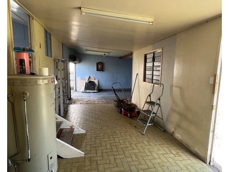 7 Heron Street, Sarina QLD 4737