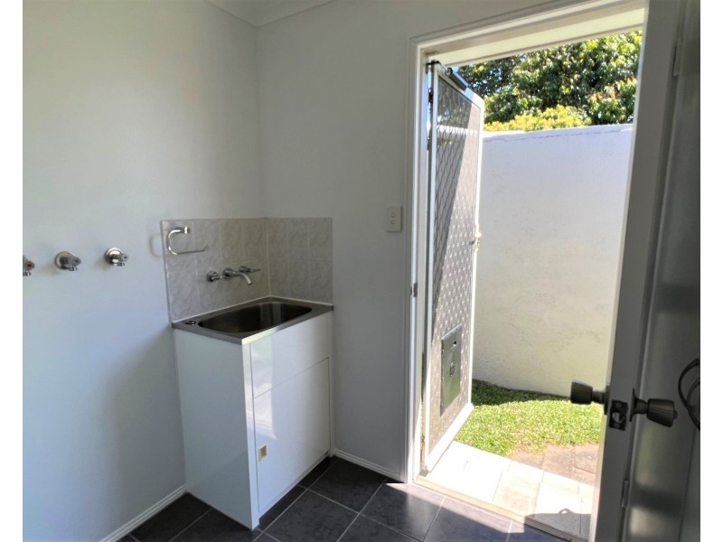 11 Manon Street, Armstrong Beach QLD 4737