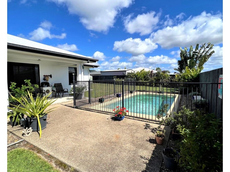 37 Pacific Avenue, Sarina QLD 4737