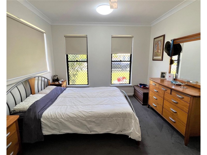 37 Pacific Avenue, Sarina QLD 4737