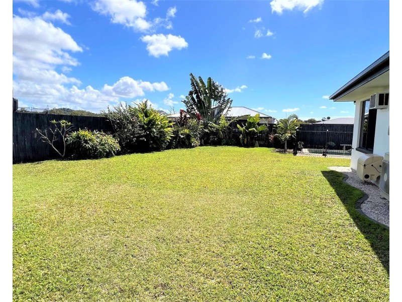 37 Pacific Avenue, Sarina QLD 4737