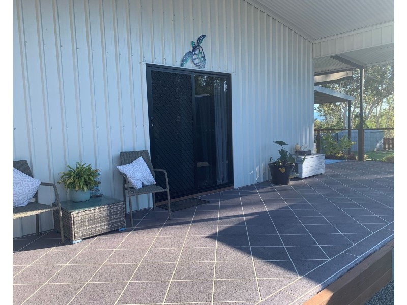 24 Murphy Street, Seaforth QLD 4741