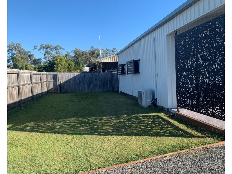 24 Murphy Street, Seaforth QLD 4741