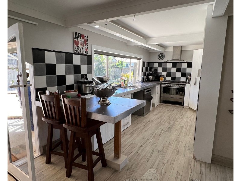 28 Campwin Beach Road, Campwin Beach QLD 4737