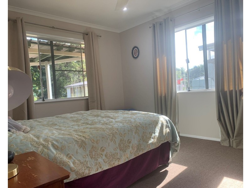 12 Milkins Street, Ball Bay QLD 4741