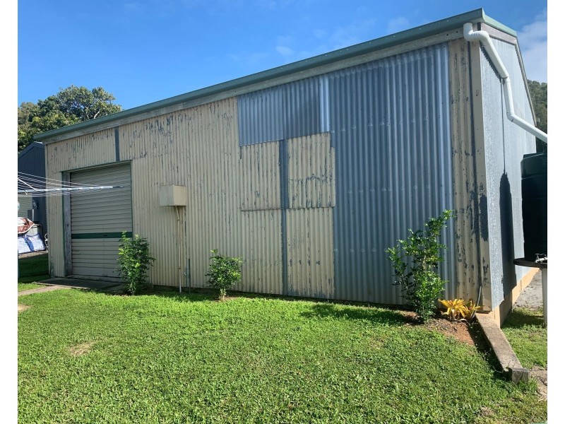 12 Milkins Street, Ball Bay QLD 4741