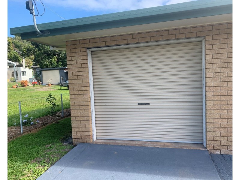 12 Milkins Street, Ball Bay QLD 4741