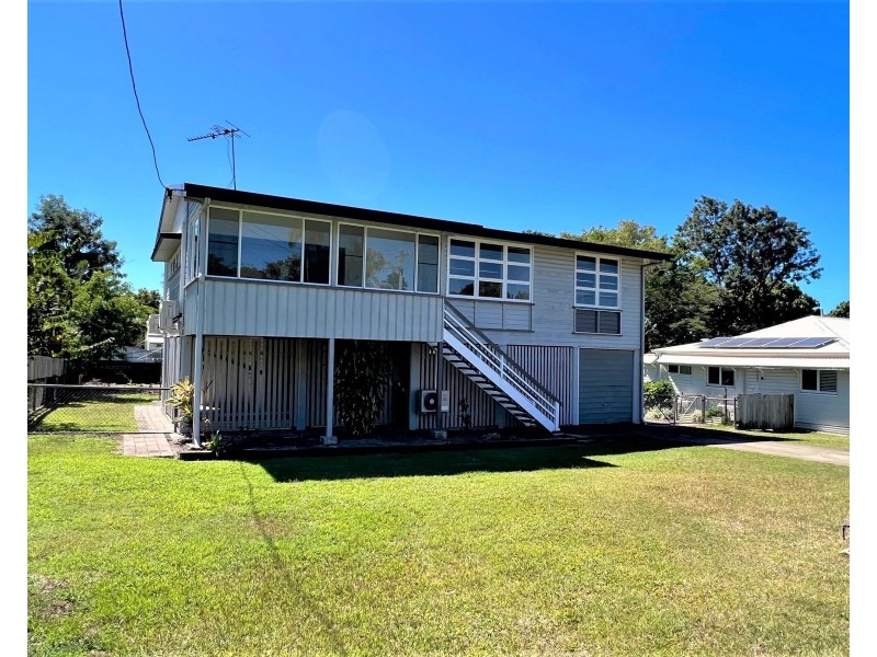 16 Atherton Street, Sarina QLD 4737