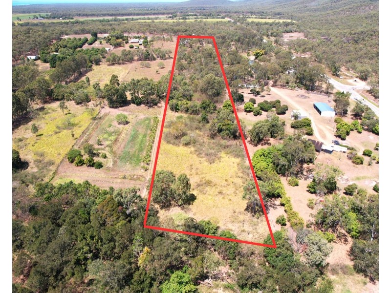 21 Flaggy Rock Road, Clairview QLD 4741
