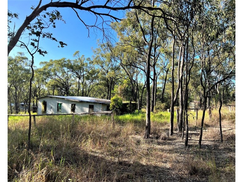 36 Flaggy Rock Road, Clairview QLD 4741