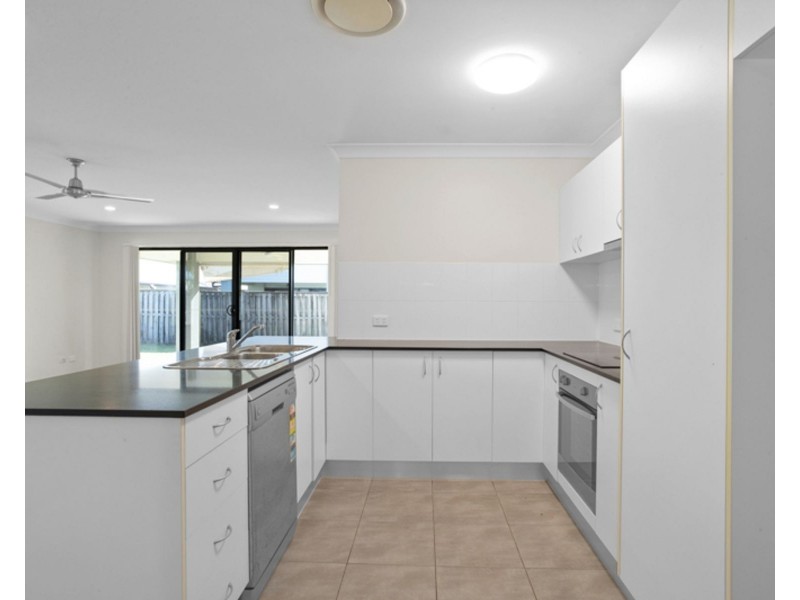 44 Miami Terrace, Blacks Beach QLD 4740