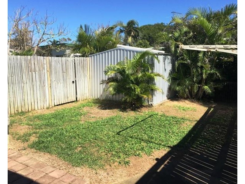 2/36 The Esplanade, Grasstree Beach QLD 4740