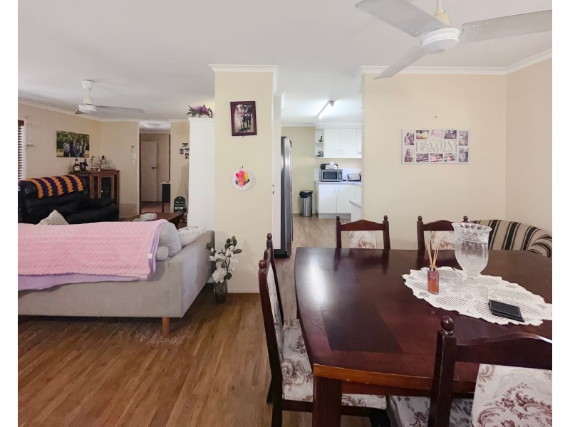 12 Churchill Avenue, Ooralea QLD 4740