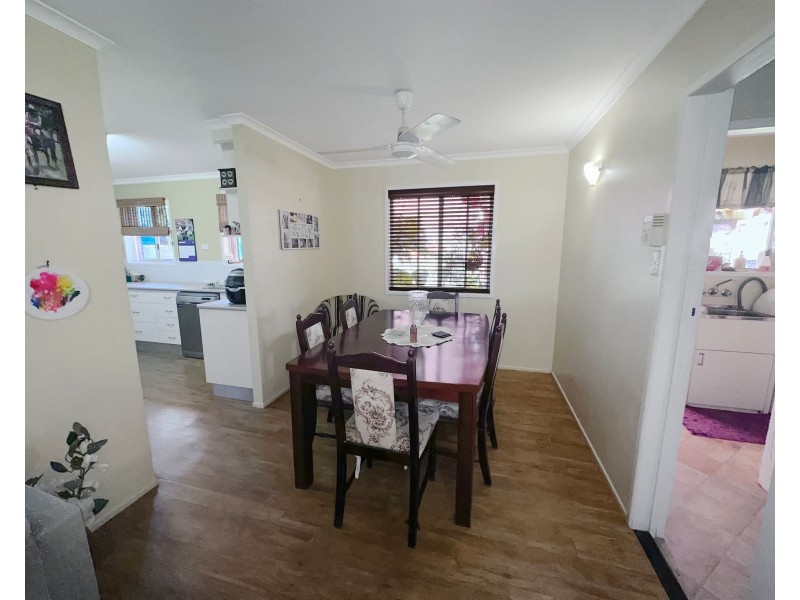 12 Churchill Avenue, Ooralea QLD 4740