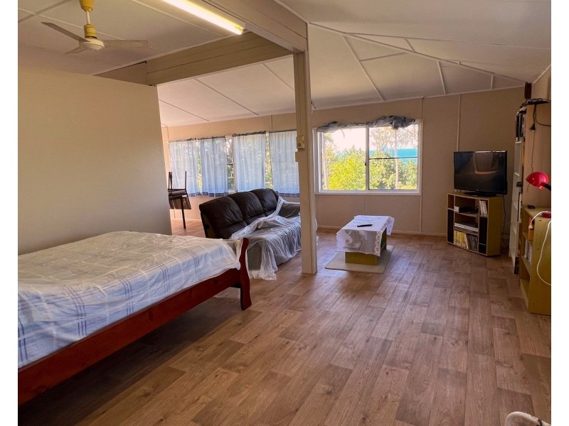 55 Westcott Avenue, Campwin Beach QLD 4737