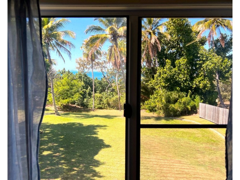 55 Westcott Avenue, Campwin Beach QLD 4737