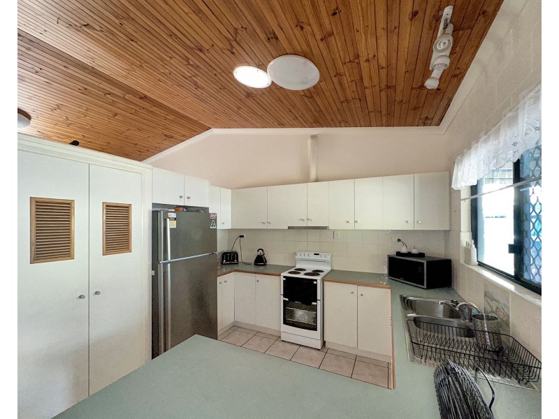 41 Reynolds Street, Nebo QLD 4742