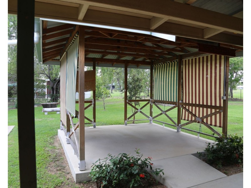 41 Reynolds Street, Nebo QLD 4742