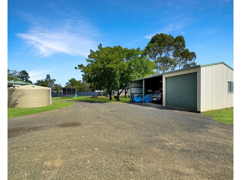 41 Reynolds Street, Nebo QLD 4742