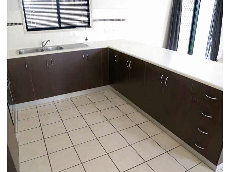 28 Reynolds Street, Nebo QLD 4742